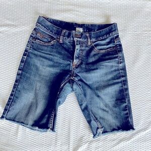 Marc Jacobs Blue Denim Shorts Raw Frayed Hem Size 2